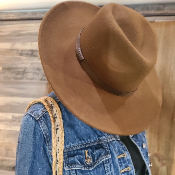 Assorted Wide-Brim Felt Hats - Cream, Olive, Brown & Lavender - Picture 12 of 14